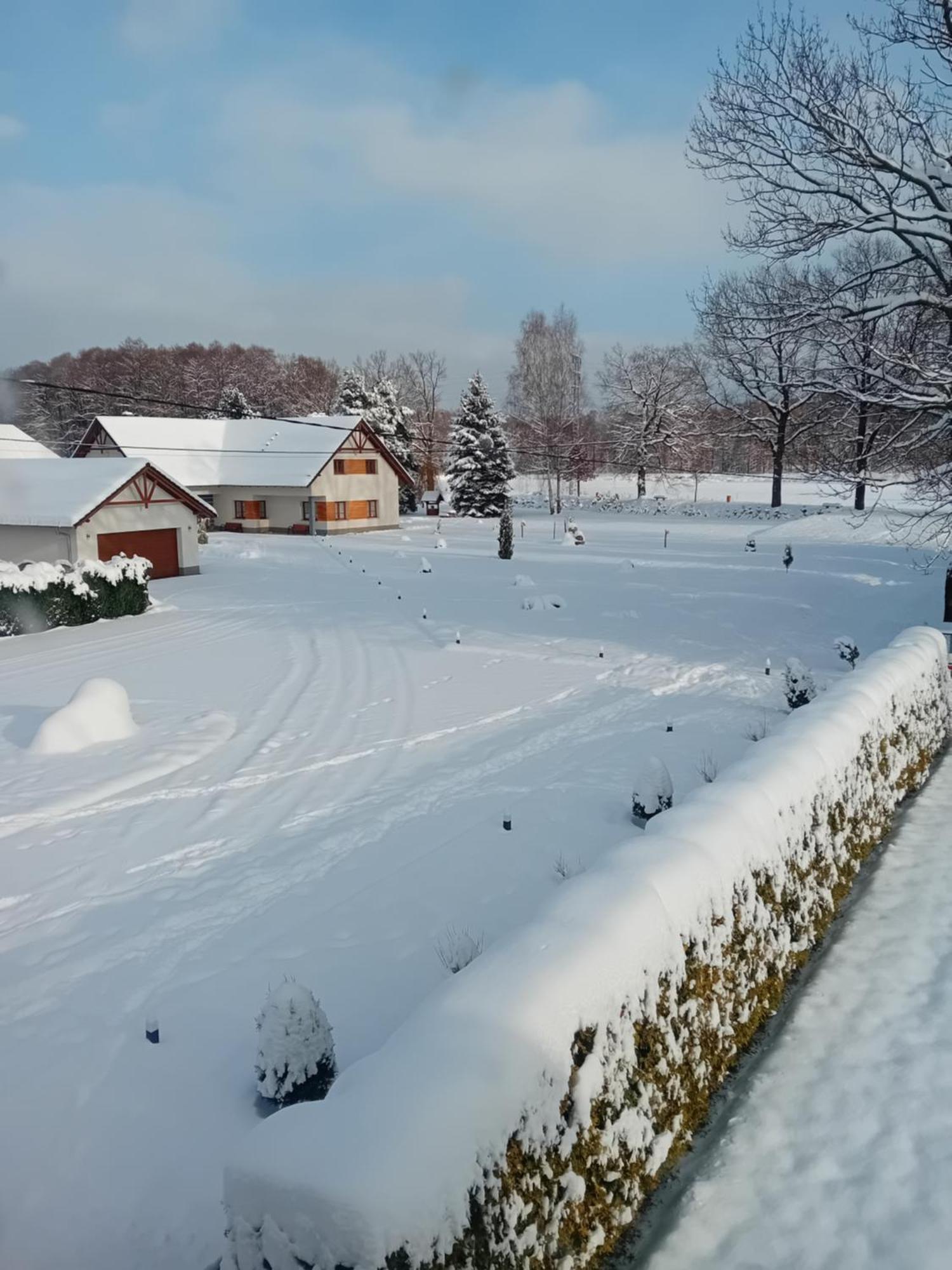 Agroturystyka Aura Kostrzyca Esterno foto